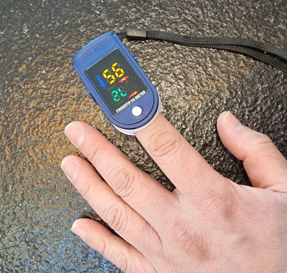 산소포화도 측정 중