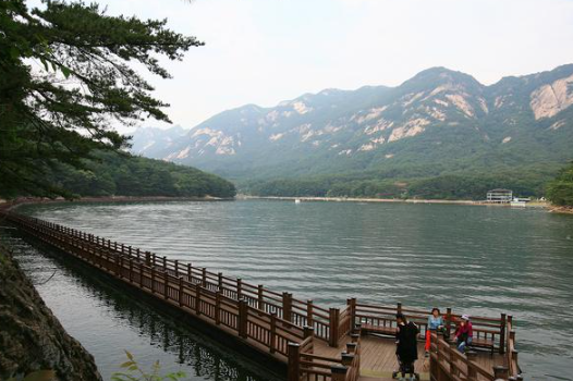 산정호수