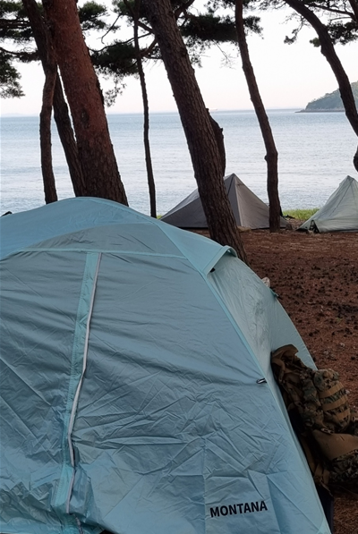 밧지름-해변-텐트-피칭