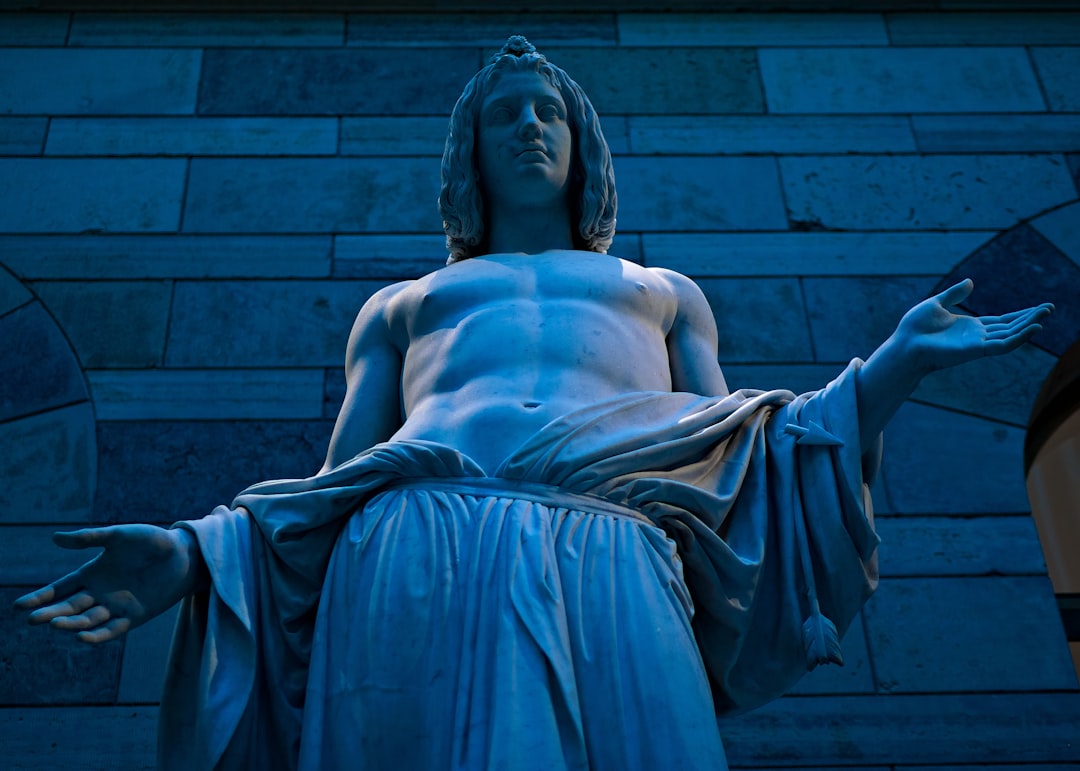 Statue
