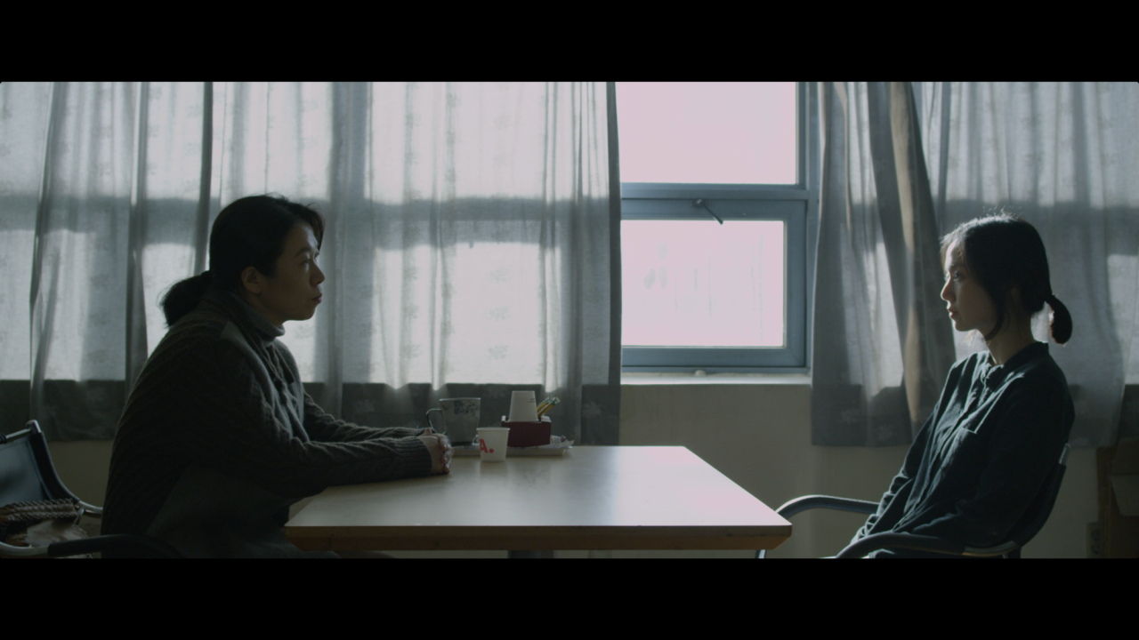 영화 빛과 철 포토