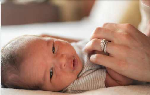 visual engagement baby