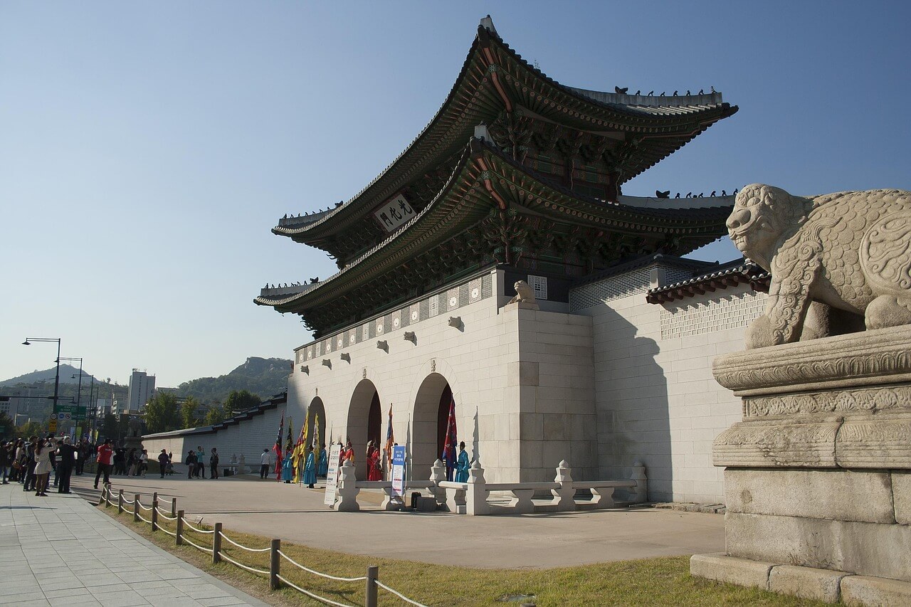경복궁 야간개장 예약 및 한복 무료입장 안내