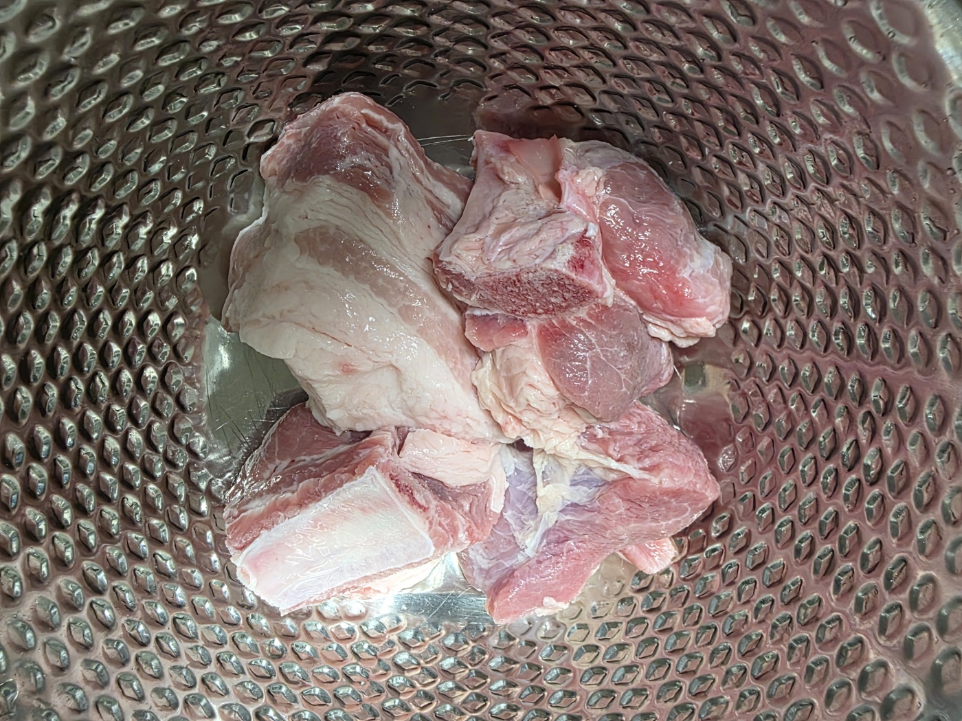 헹군 뒤 정돈된 갈비