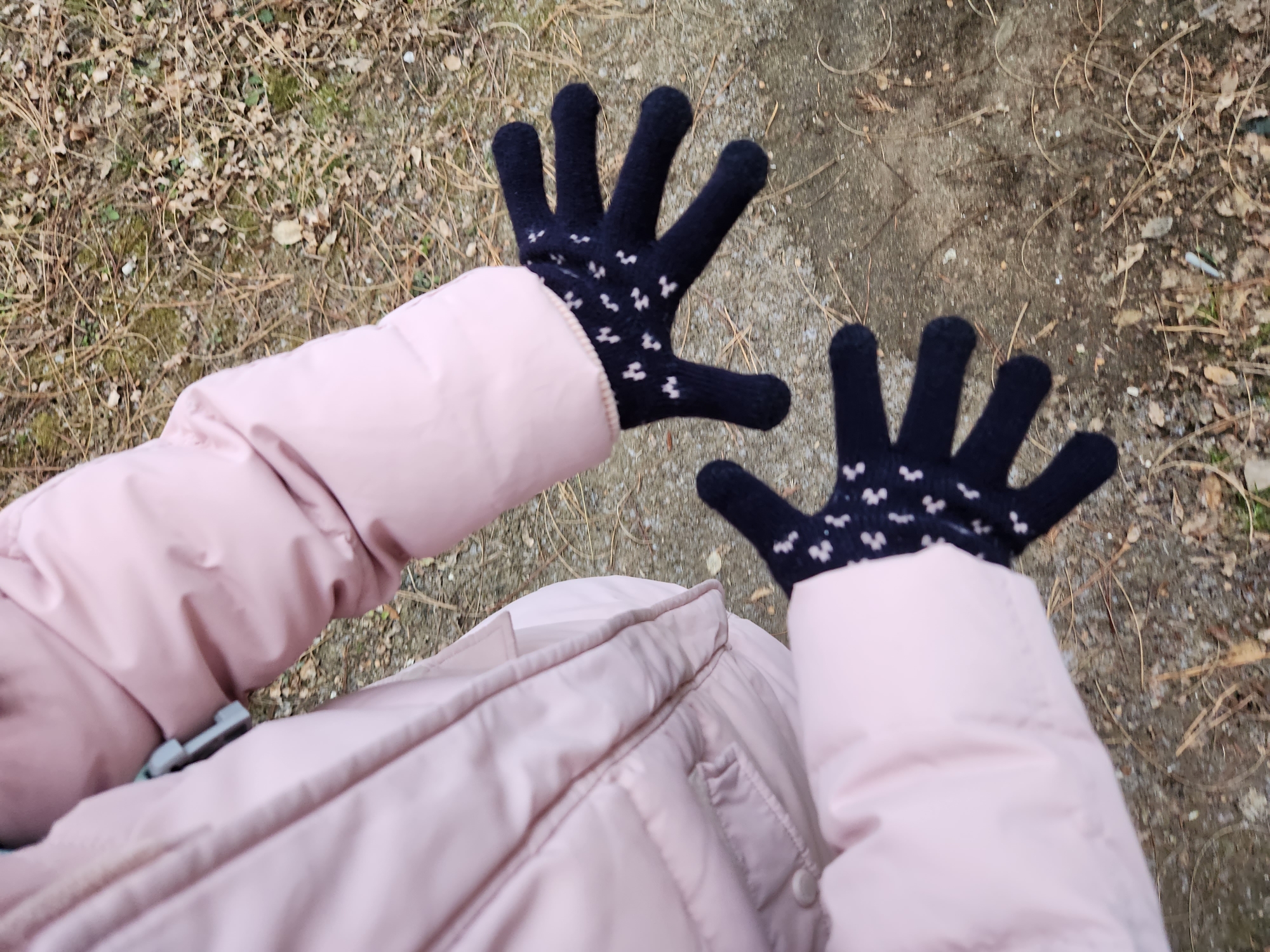 어린이 겨울장갑 터치장갑 잘쓰고다녀요