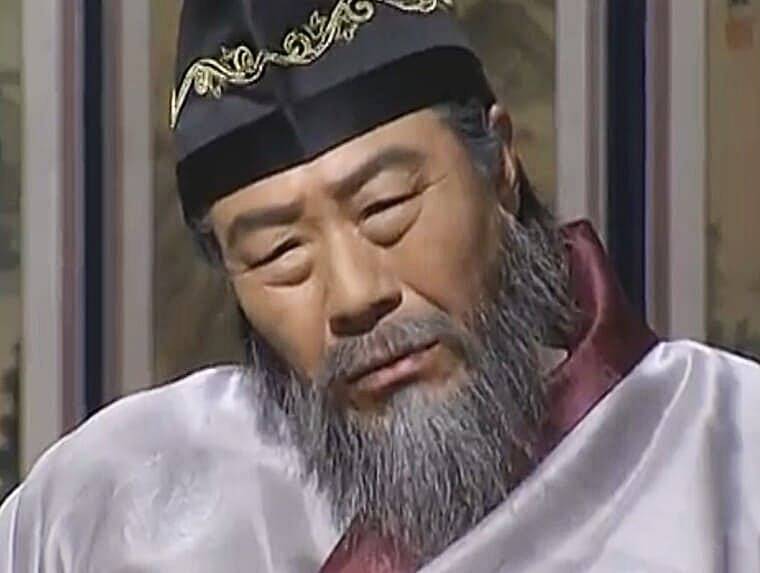 배우-김성겸