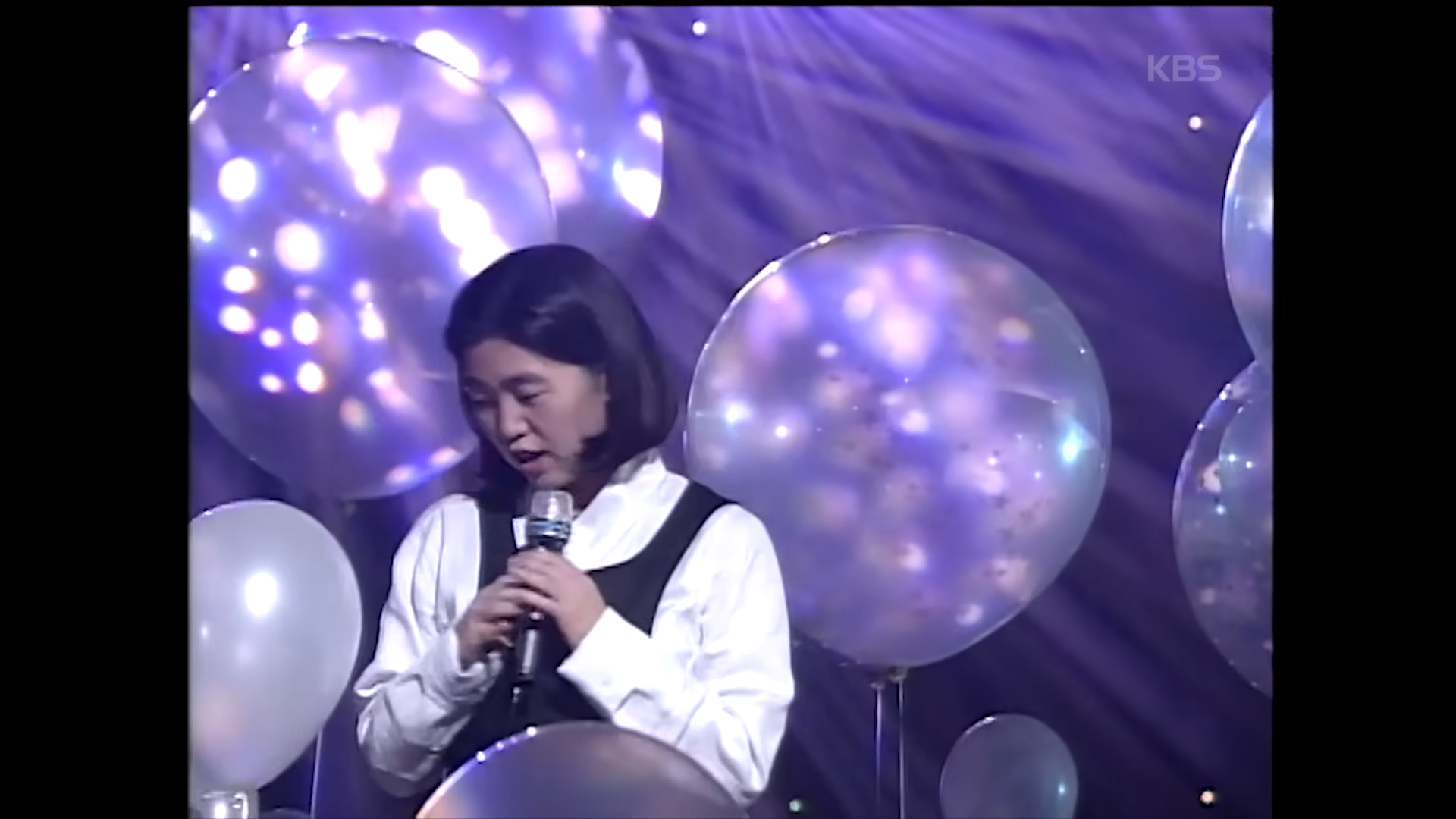 노영심 - '그리움만 쌓이네' _ Roh Young sim - 'Longing Grows Stronger' 【KBS 가요톱10, 1995】 0-28 screenshot