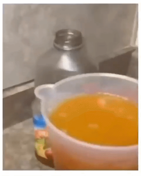 계량컵 손잡이 비밀