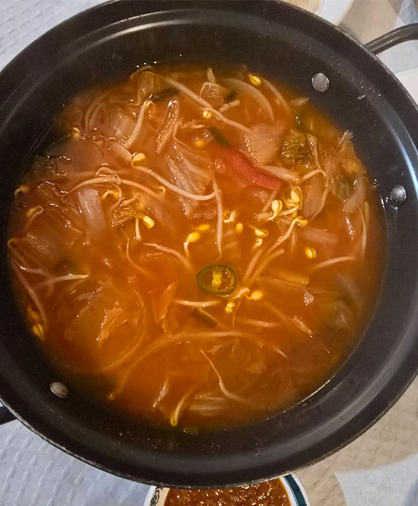 김치콩나물국