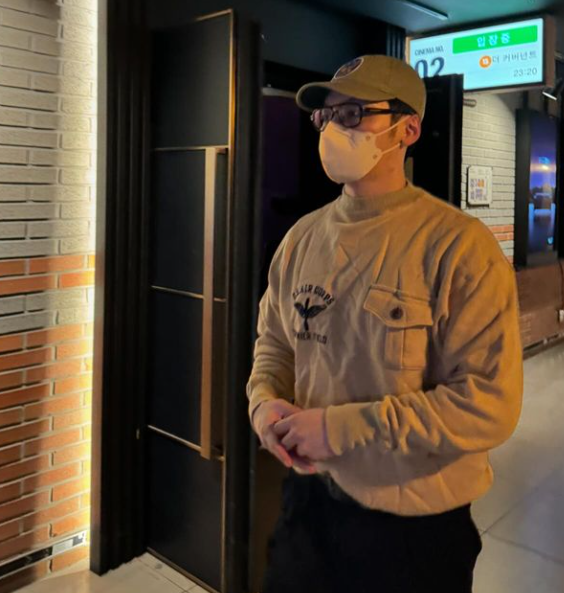 변요한 배우 프로필 드라마 영화 작품활동 열애 결혼 반려견 사진