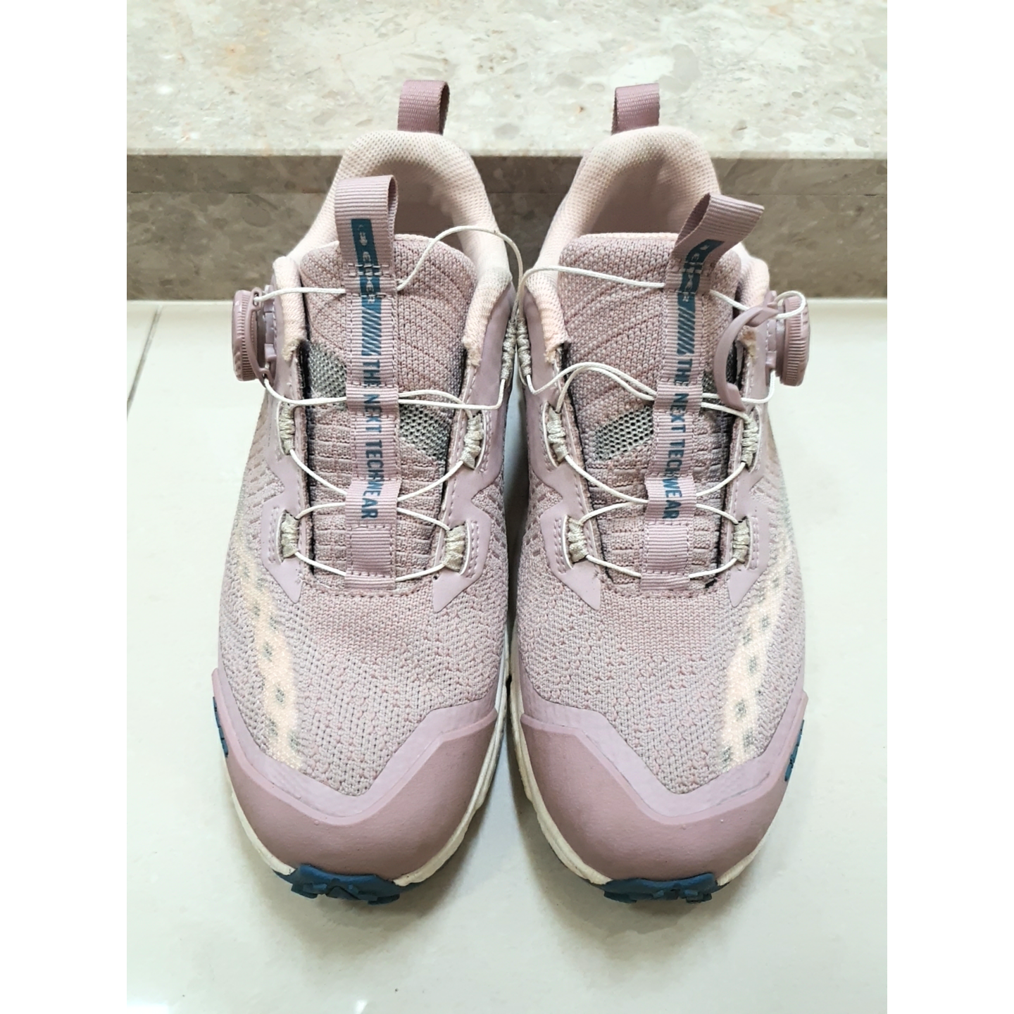 아이더 여성 트레킹화