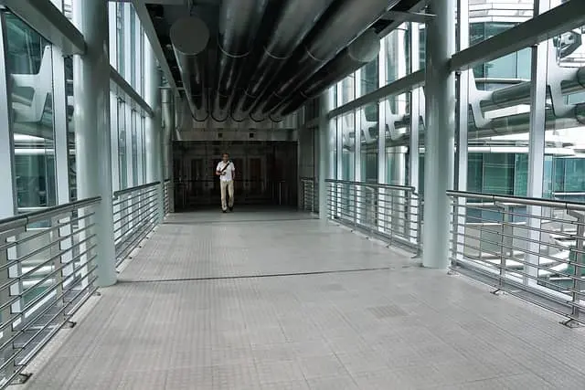 겨울철에만 현관 타일이 유난히 미끄러운 이유를 직접 추적한 관찰 기록/작은 불편 해소 프로젝트