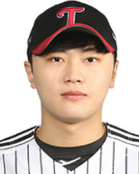 김윤식 선수(LG)