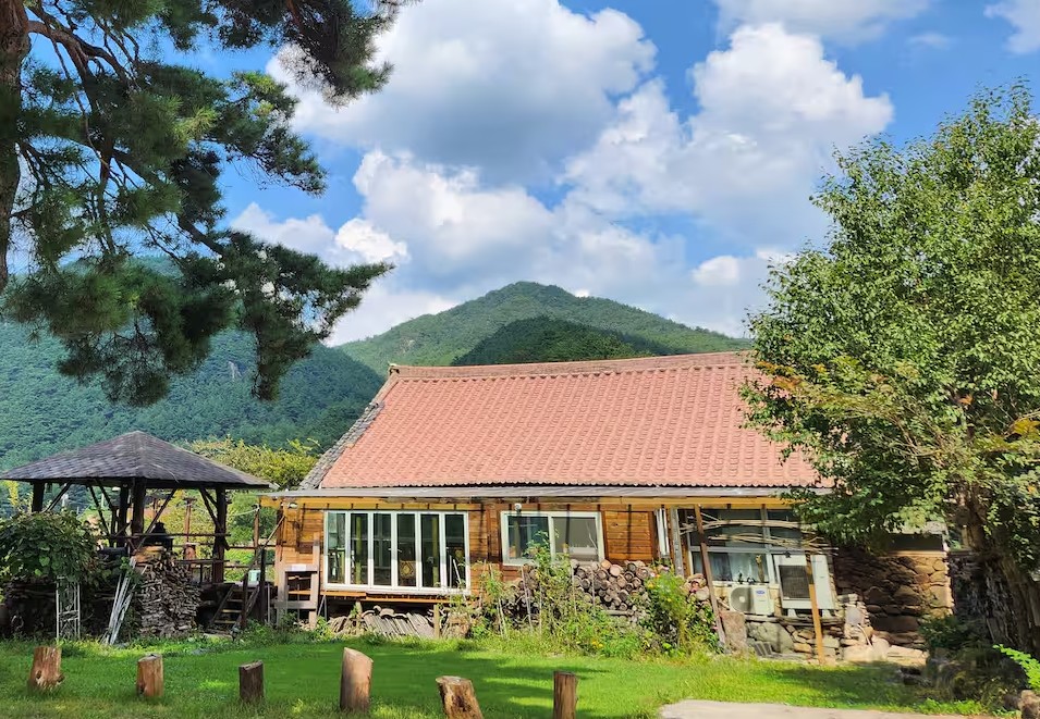 생생정보 나나랜드 돌집부부 펜션 썸네일