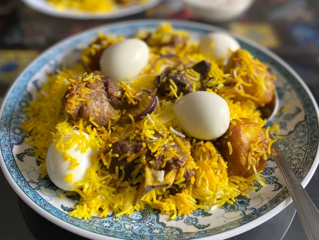 콜카타 브리야니 (https://ishitaunblogged.com/)