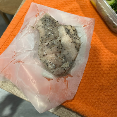 조리된 닭가슴살 사진