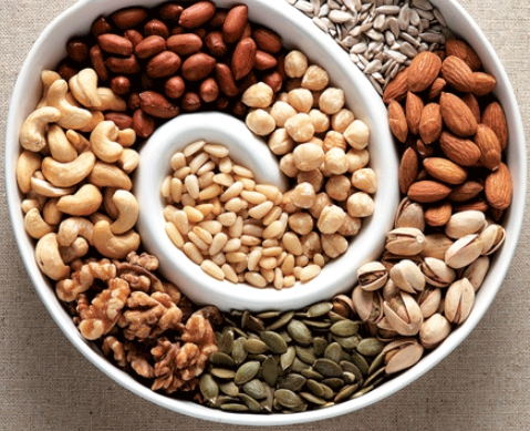 한국의 떡 종류 조침떡-견과류