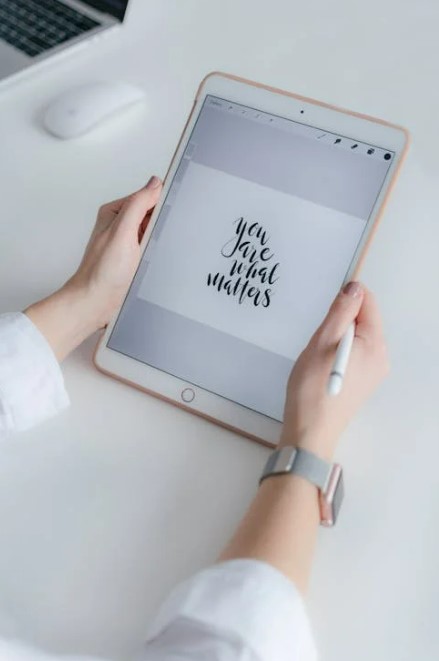 태블릿 배터리 관리, 수명 늘리고 오래 쓰는 습관의 기술