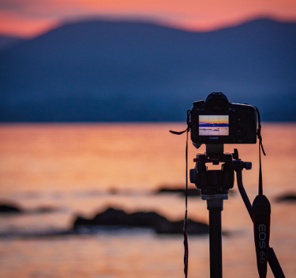 계단, 복도, 현관의 이동 공간을 통한 연출 방식
