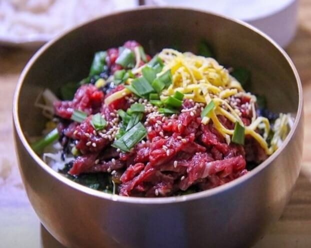 생생정보 믿고 떠나는 스타고장 가수 홍경민의 전라남도 함평 여행 한우 함평육회비빔밥 맛집 화랑식당 함평나비대축제 주포지구 한옥전원마을 함평 바나나 생태나라 