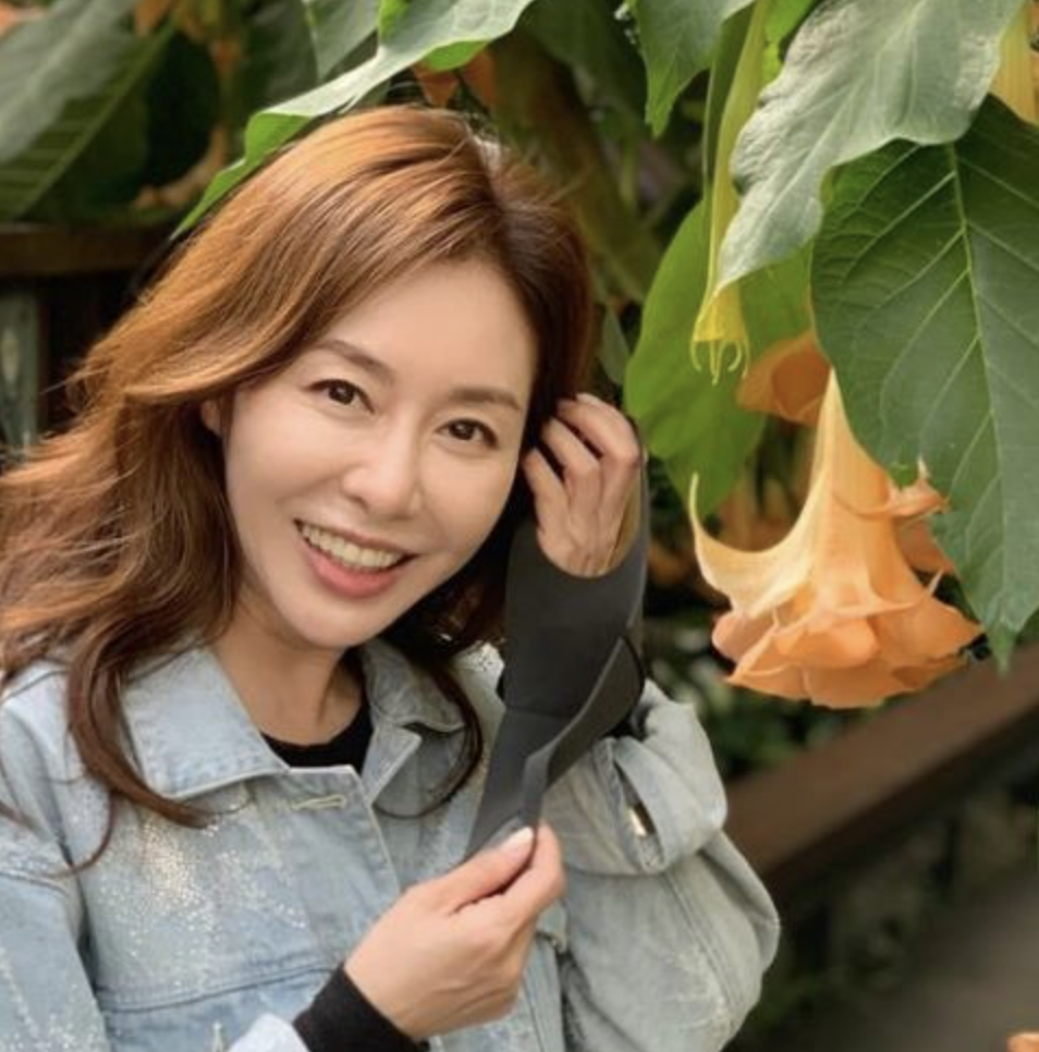 김예령 인스타 셀카