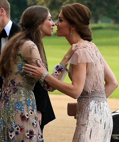 로즈한베리-케이트친구