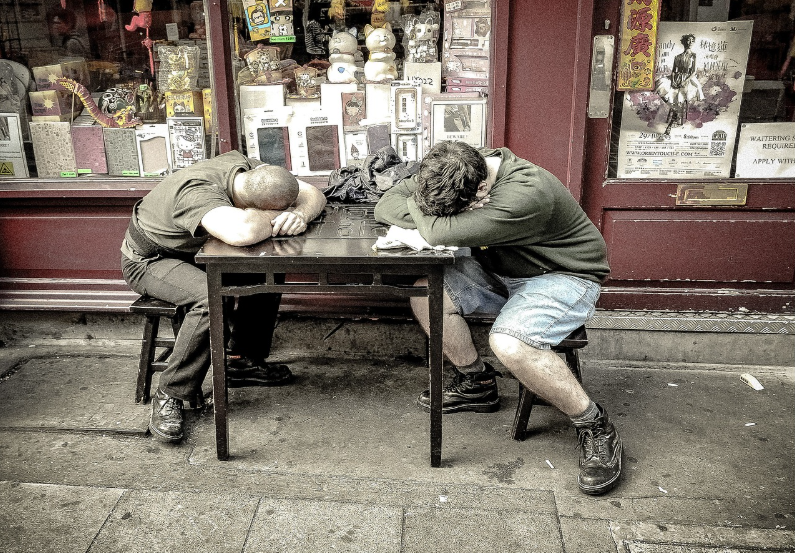 하루가 유난히 힘들다면? 중증 근무력증을 의심해보세요