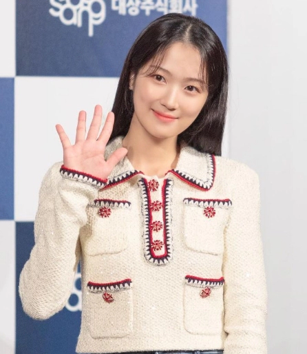 스카이캐슬 김혜윤 배우 정우성 이정재와 한솥밥