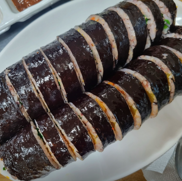 까치장칼국수 대표 메뉴