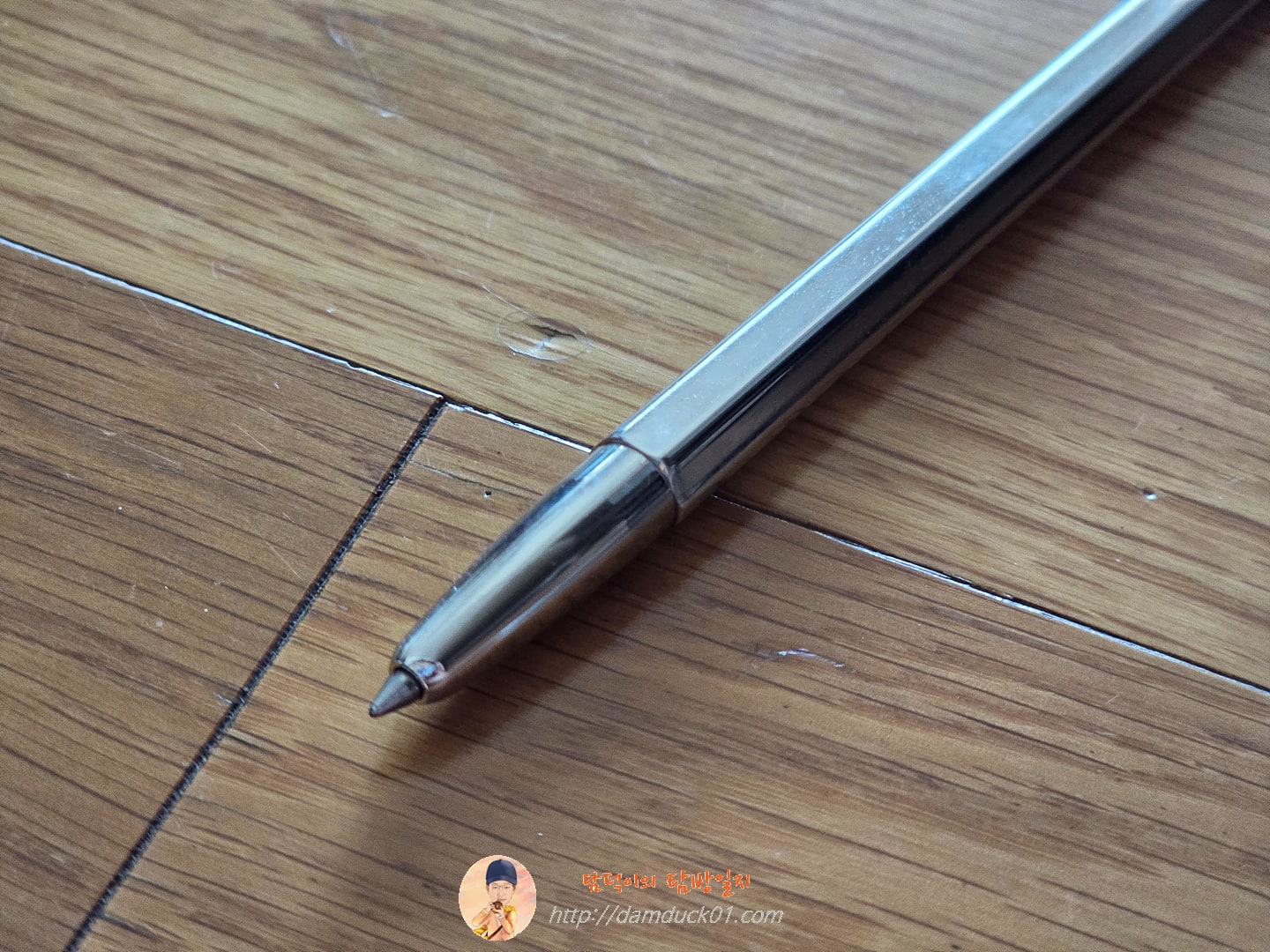 모나미 153 골드 - 화이트 골드