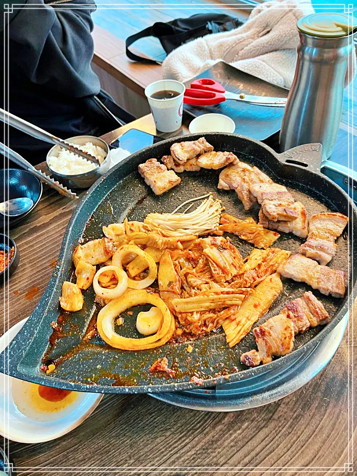 보령&#44; 대천 해수욕장 맛집 영희씨 꿈꾸는 가족 오토 캠핑&#44; 캠핑카&#44; 키조개 관자&#44; 삼겹살