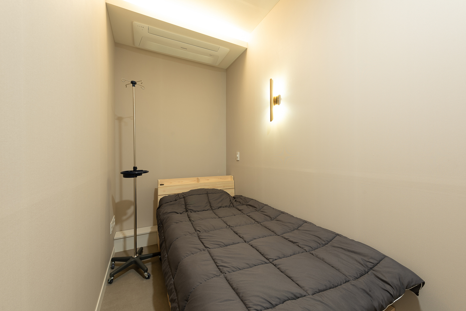 달팽이이비인후과 1인 수액실