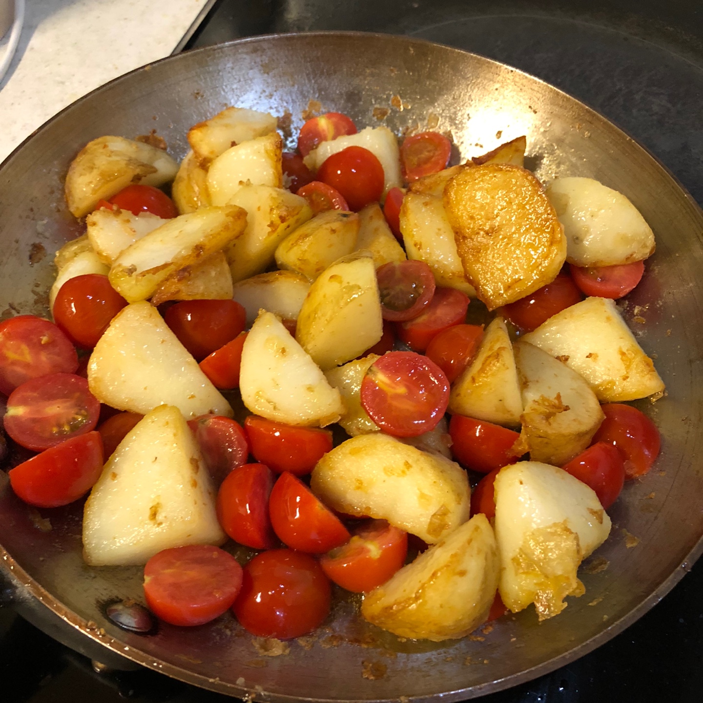 감자와-토마토-익히기