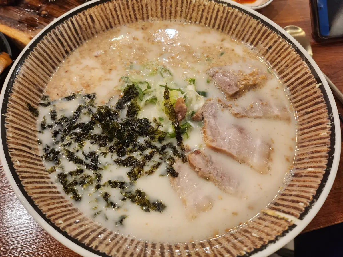 도야지-면옥-부산대점-고기국수