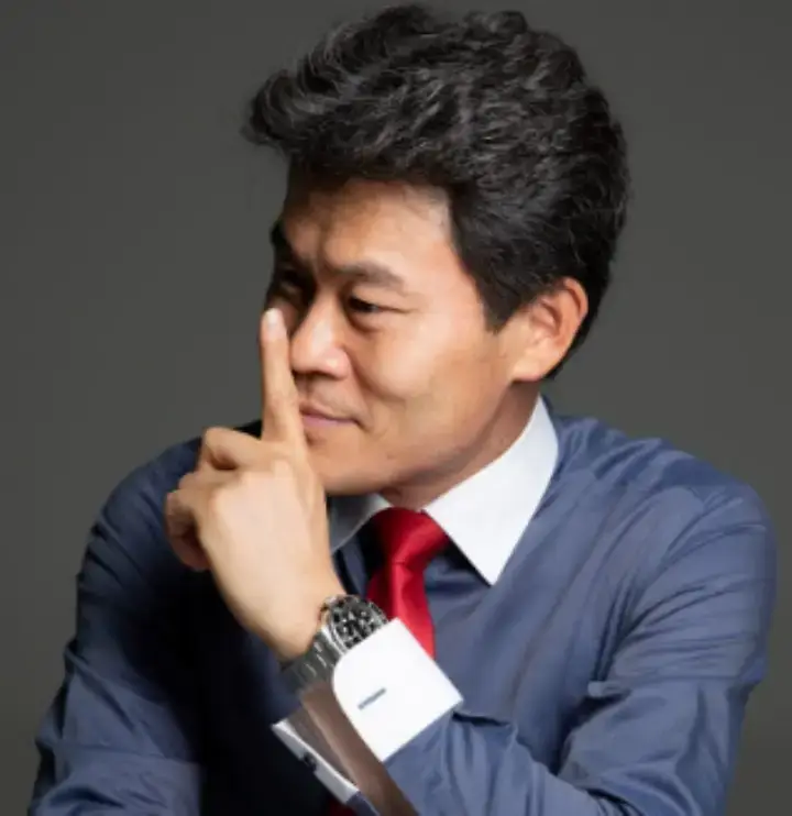 전한길-강사-사진