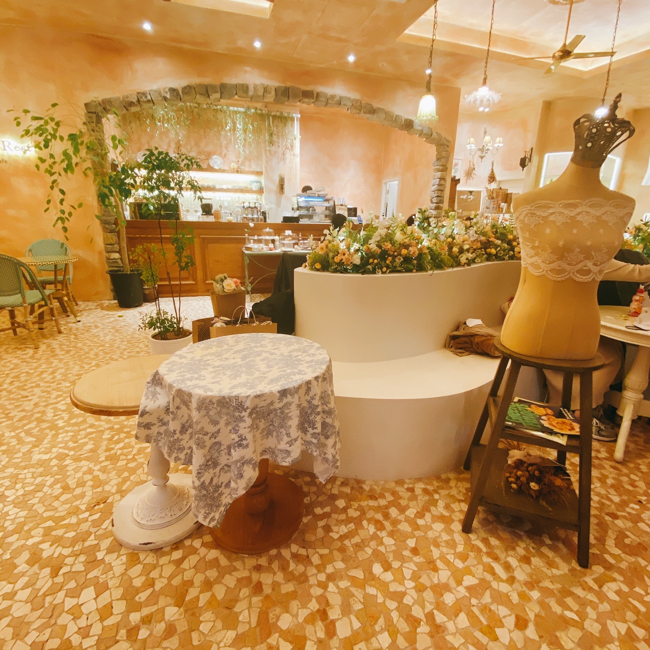 김포 라베니체 포레포레 카페