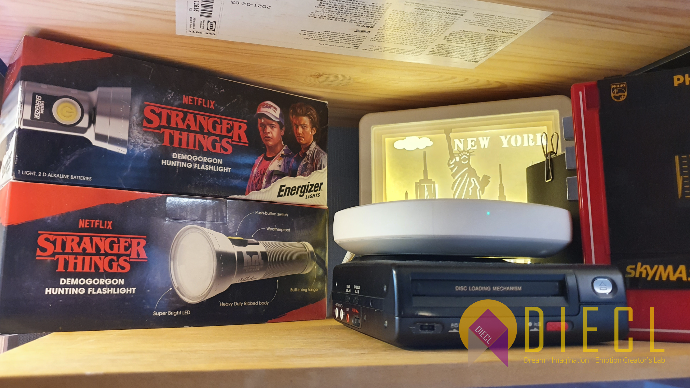 기묘한 이야기, Stranger things, Energizer, light, 에너자이저