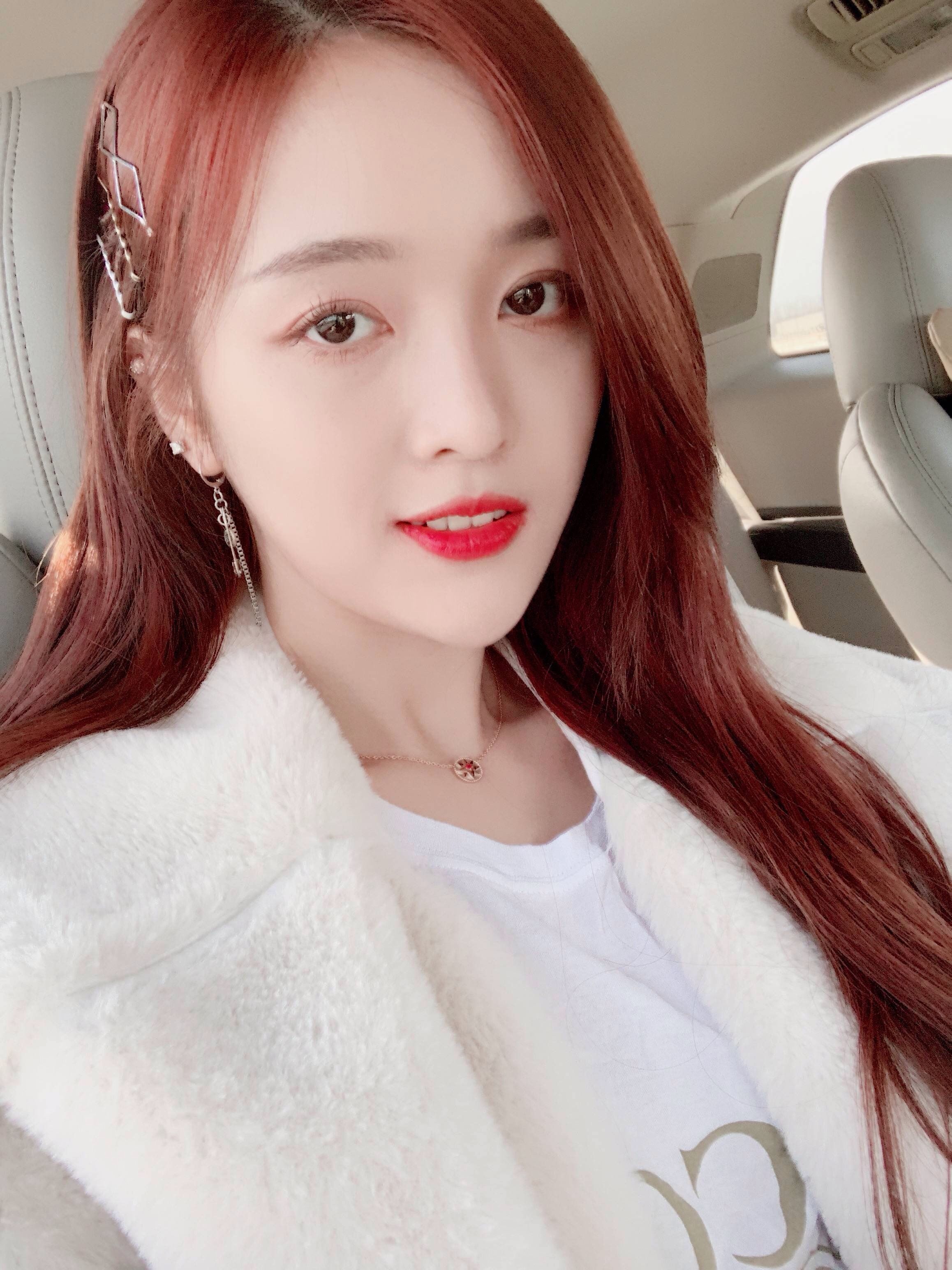 우주소녀 선의 인스타그램 사진 몸매