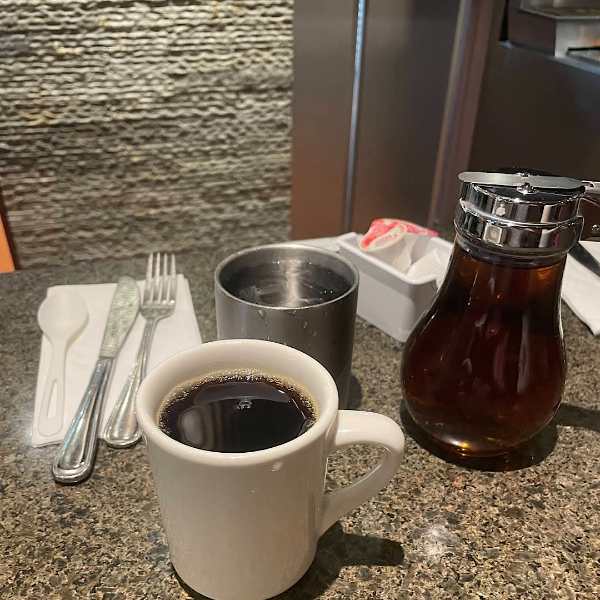 릴리하-베이커리-드립-커피