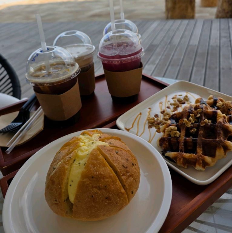 감성 충전! 근처 카페 추천 오아시스in망상