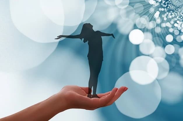 150세까지 살 수 있을까? 인간 수명 연장 기술과 미래 전망