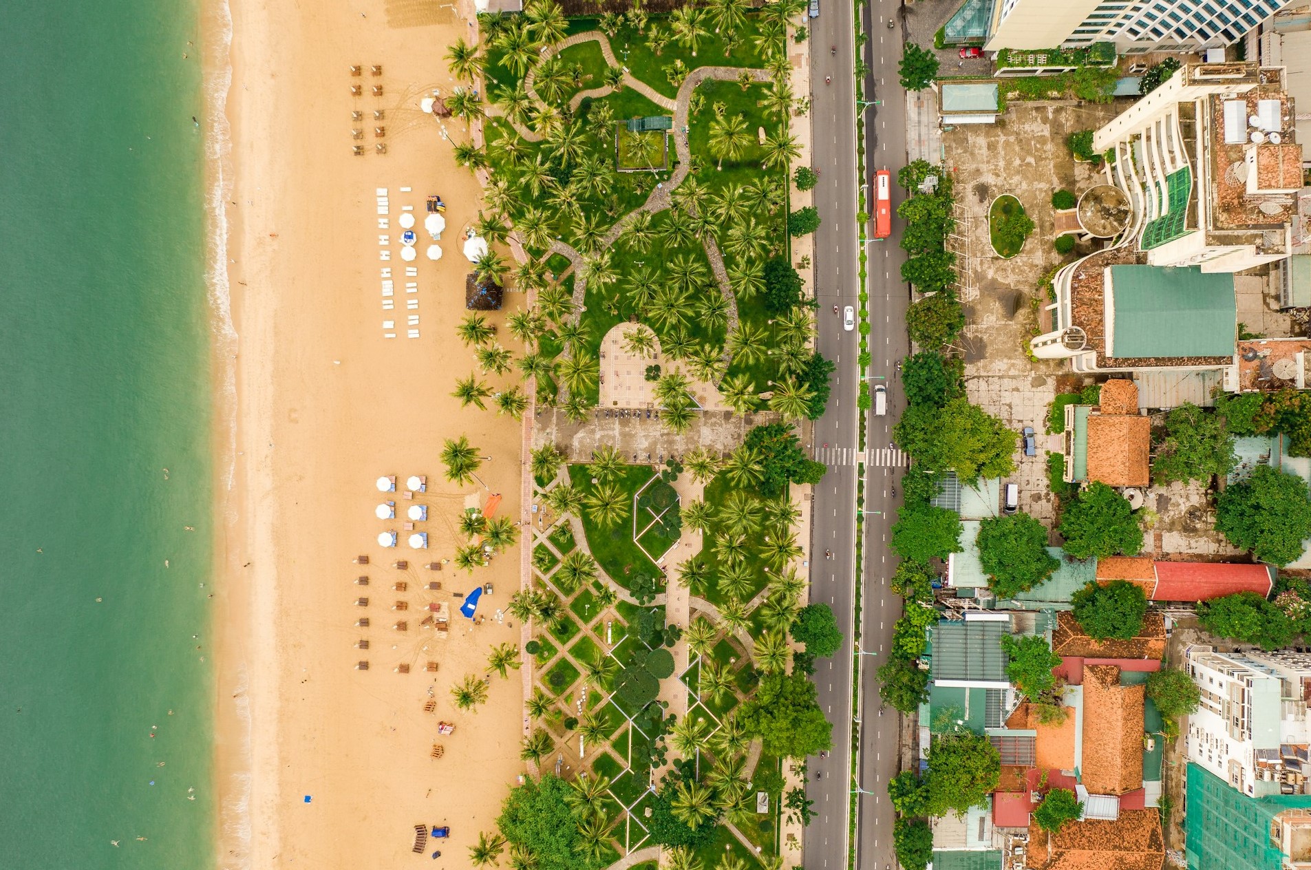 나트랑의-해변과-도시