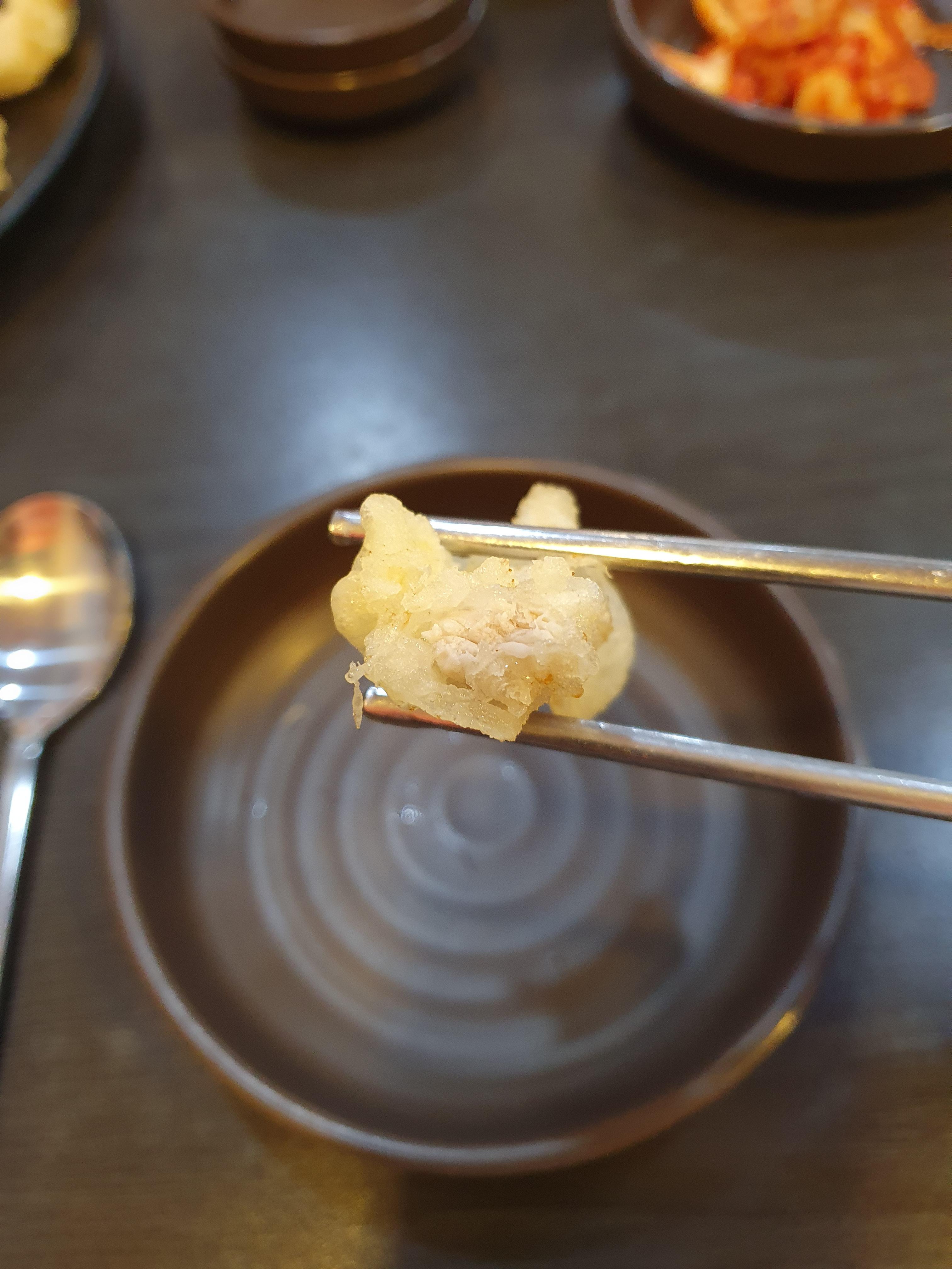 가수원동 백손짬뽕 탕수육 튀김옷 색깔이 이쁘다. 고로 기름이 깨끗하단 뜻