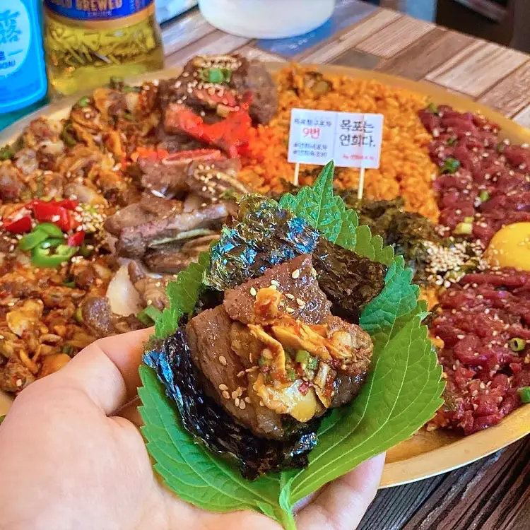 신계숙의 맛터싸이클 다이어리 바다 뷰 오션뷰 포차 육회, 꼬막무침, 꼬막비빔밥 육꼬비 & 시원한 국물 백골뱅이탕 맛집 추천
