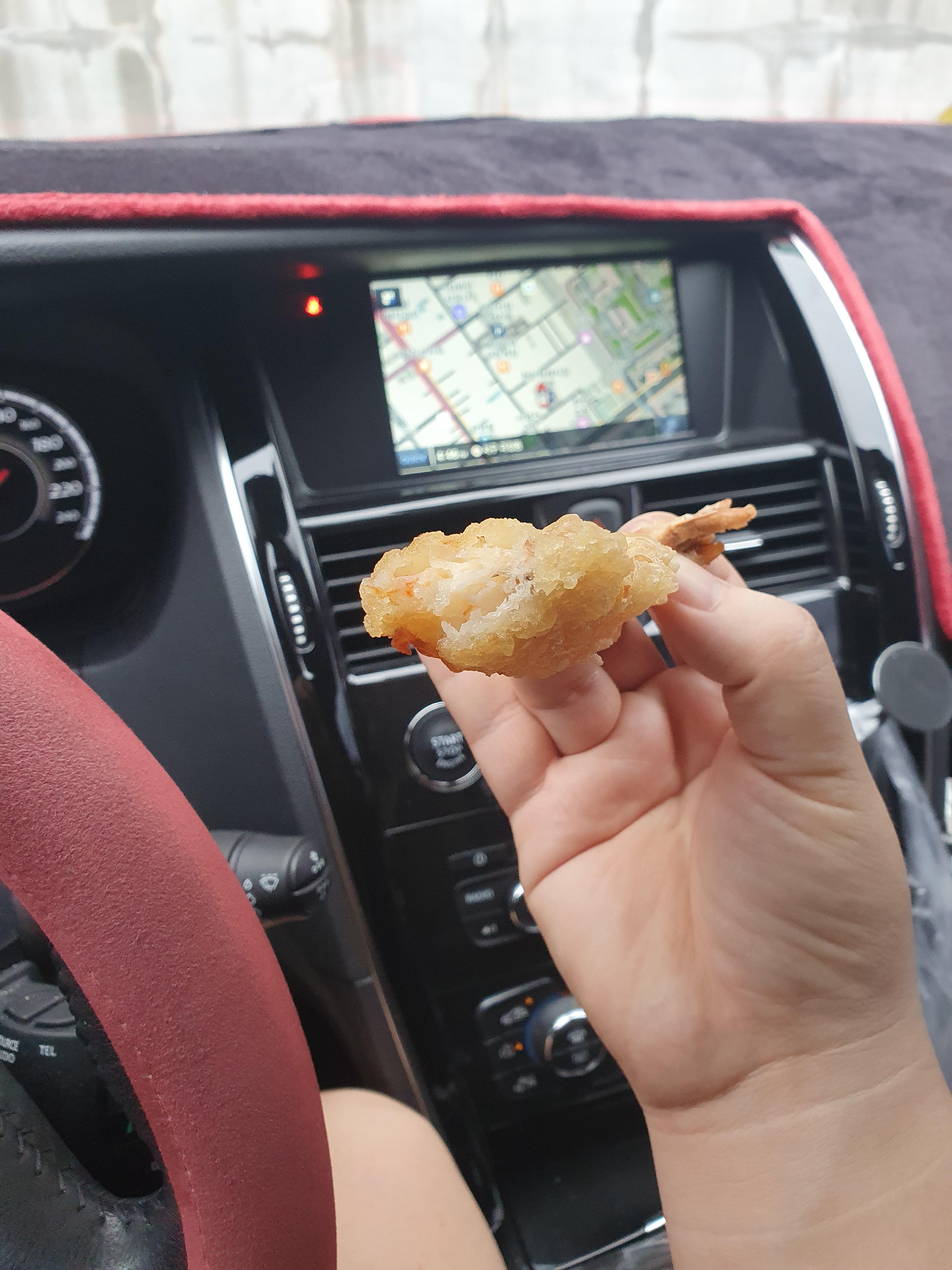 한민시장 온양삼색호떡 새우튀김 살좀보소