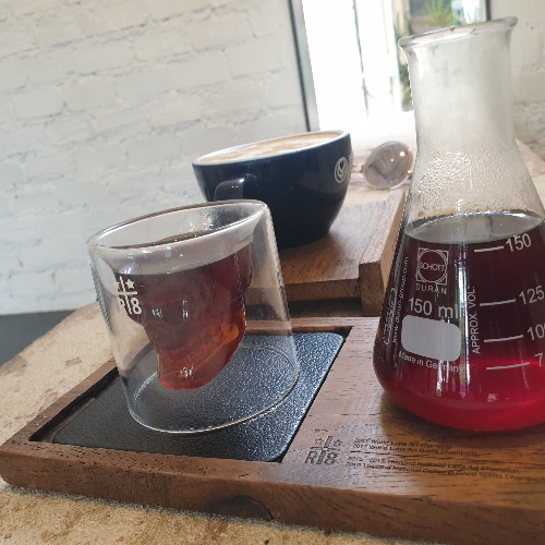 치앙마이 카페 투어 ③ : 님만해민의 핫한 카페들 (Roast8ry LAB)_하리오 푸어오버 커피