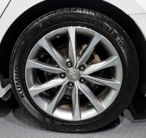 2014년 6월식 18인치 휠 실물 (그랜저hg)