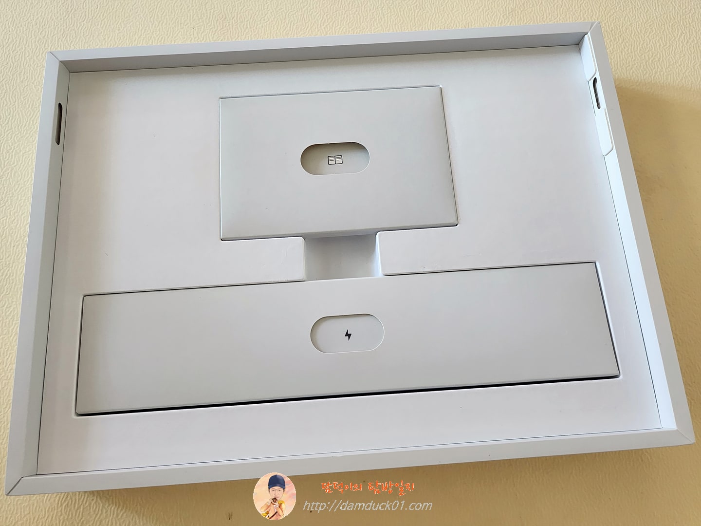 Microsoft Surface Pro 8 설명서 + 충전기