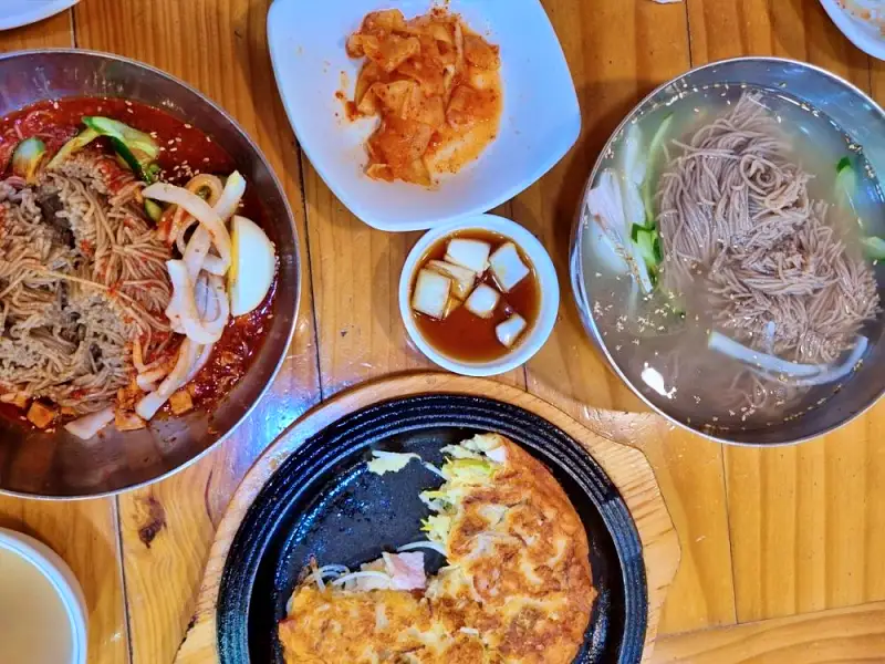백반기행 163회 김민정 편 식객 만화 등장한 메밀향 가득 허영만 단골 메밀 막국수, 빈대떡, 녹두전, 메밀국수 파주 30년 노포 맛집 소개