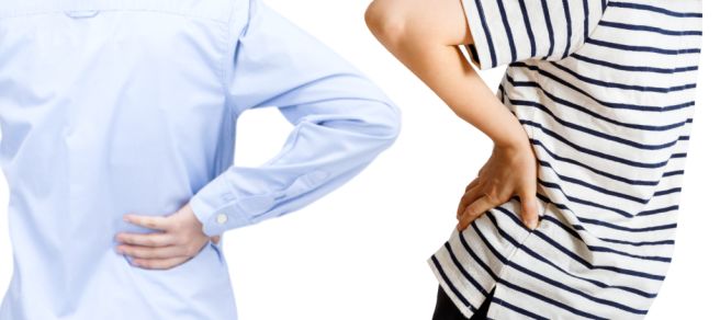 오른쪽 옆구리 뒤쪽 통증 의심되는병